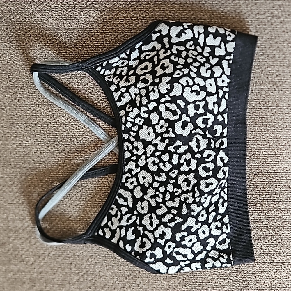 Fabletics leopard print black & grey sports bra